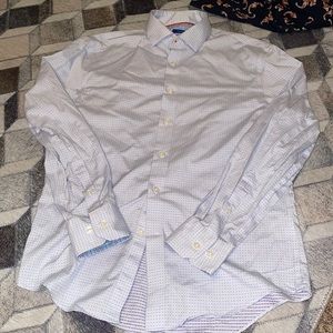 Men’s long sleeve dress shirt